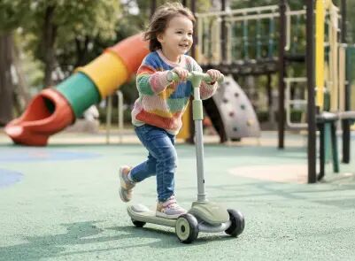 Eğlenceyi Katla, Yanında Taşı! ✨🛴