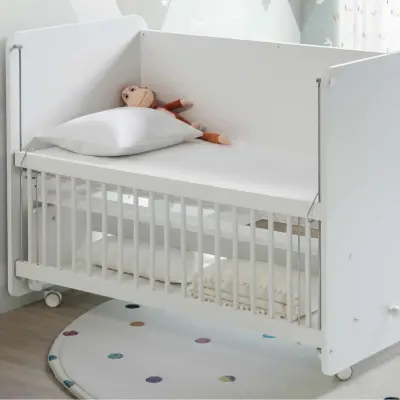 Babywhen Pratik Sallanır Tekerlekli Anne Yanı Bebek Beşik 60X120 Beyaz - 3