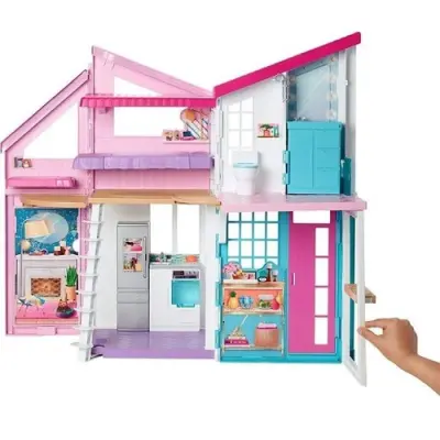 Barbie Muhteşem Malibu Evi (1)