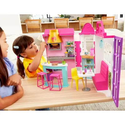 Barbie'nin Muhteşem Restoranı Oyun Seti - 3