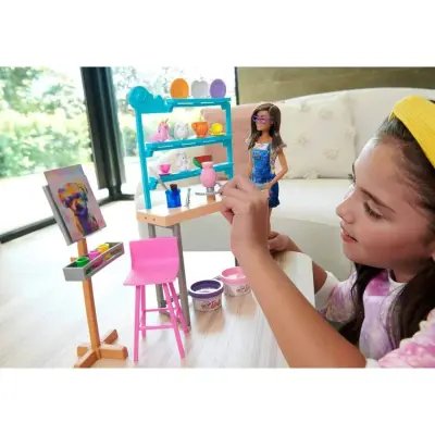Barbie'nin Sanat Atölyesi Oyun Seti (1)