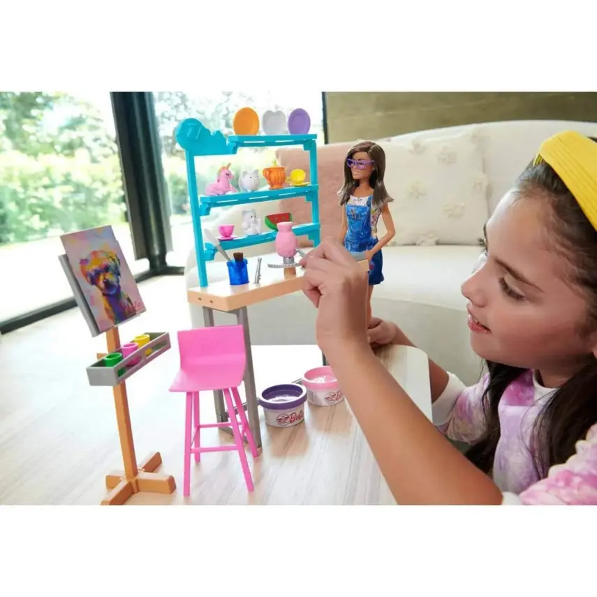 Barbie'nin Sanat Atölyesi Oyun Seti - 2