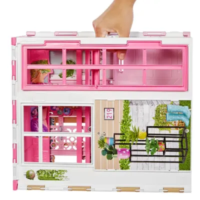 Barbie'nin Taşınabilir Portatif Evi - 10