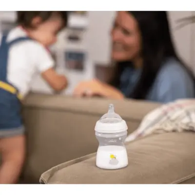 Chicco Natural Feeling Silikon Emzikli PP Biberon Desenli 250 ml 2+ Ay Yeni (1)