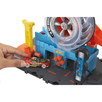 Hot Wheels Tekerlek Kulesi Pisti (1)