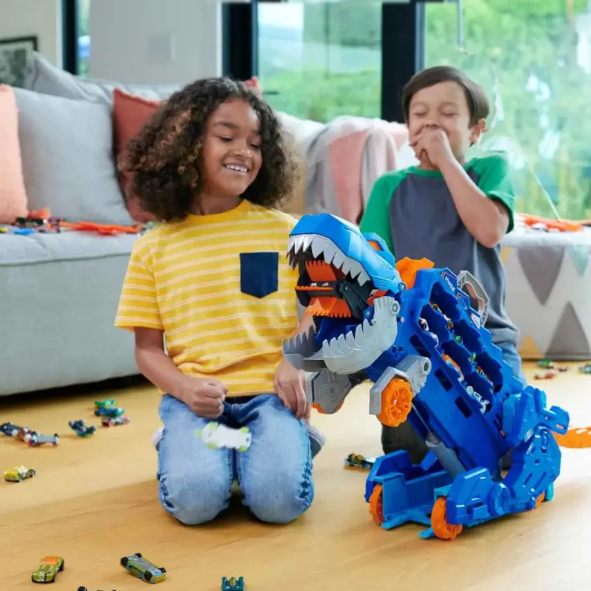 Hot Wheels Ultimate T-Rex Tır - 8