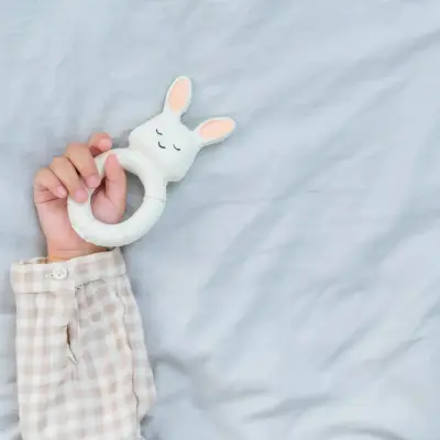Hubble Doğal Bebek Diş Kaşıyıcı Ve Oyuncağı (%100 Doğal Kauçuk) Tavşan Halkalı - 4