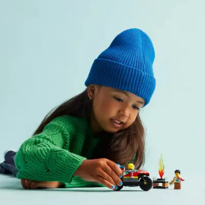 LEGO City İtfaiye Kurtarma Motosikleti 60410 - 7