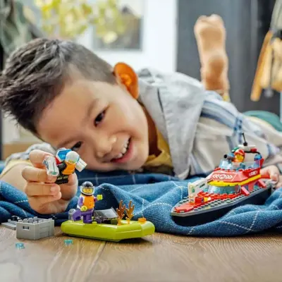 LEGO City İtfaiye Kurtarma Teknesi - 6
