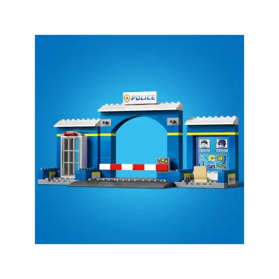 LEGO City Polis Merkezi Takibi 60370 - 4