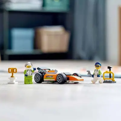 LEGO City Yarış Arabası 60322 - 2
