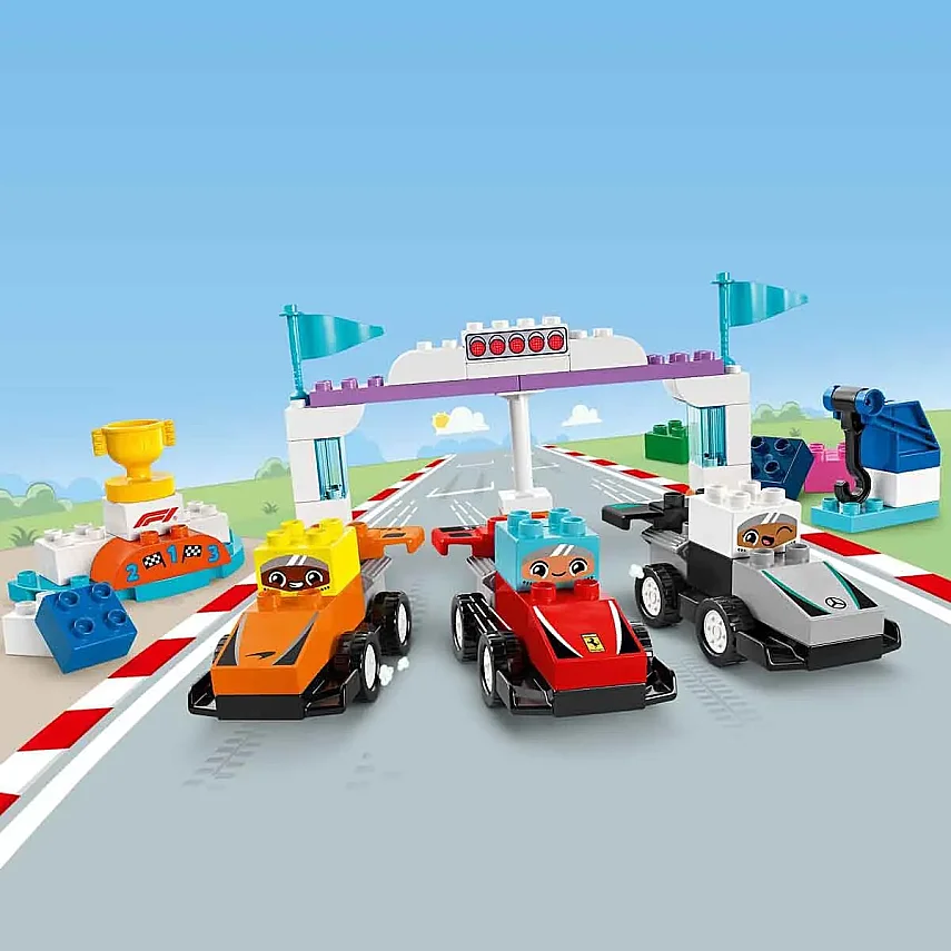 LEGO DUPLO F1® Takımı Yarış Arabaları ve Sürücüler 10445 - 7