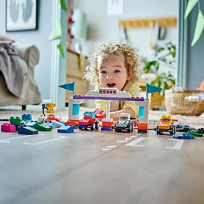 LEGO DUPLO F1® Takımı Yarış Arabaları ve Sürücüler 10445 - 4