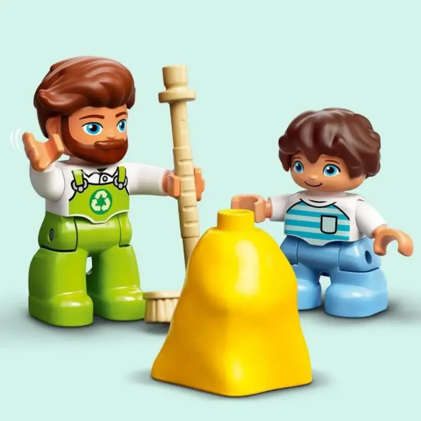 LEGO Duplo Garbage Truck and Recycling 10945 - 7