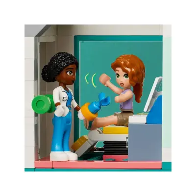 LEGO® Friends Heartlake City Hastanesi 42621 - 5