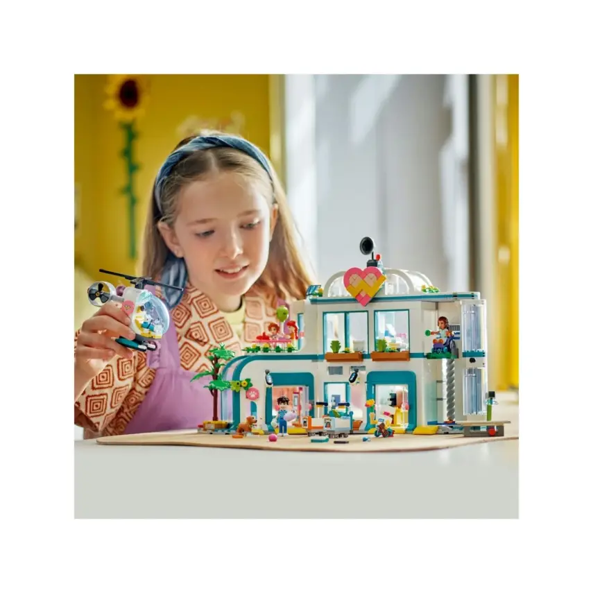 LEGO® Friends Heartlake City Hastanesi 42621 - 9