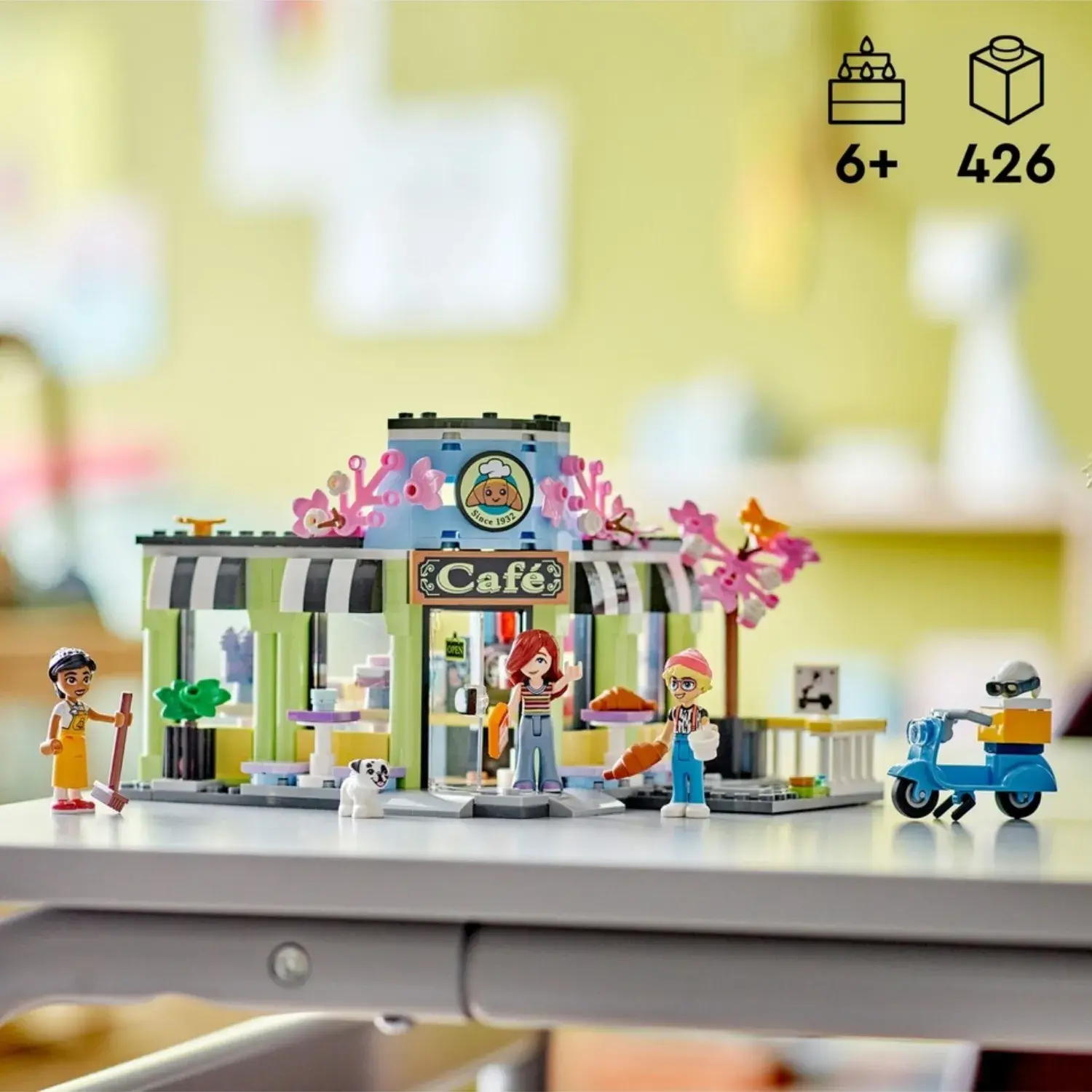 LEGO Friends Heartlake City Kafe'si 42618 | Satın Al