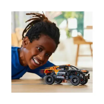 LEGO NEOM McLaren Extreme E Race Car 42166 - 8