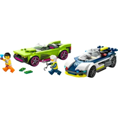 LEGO Police and Muscle Car Chase - 4