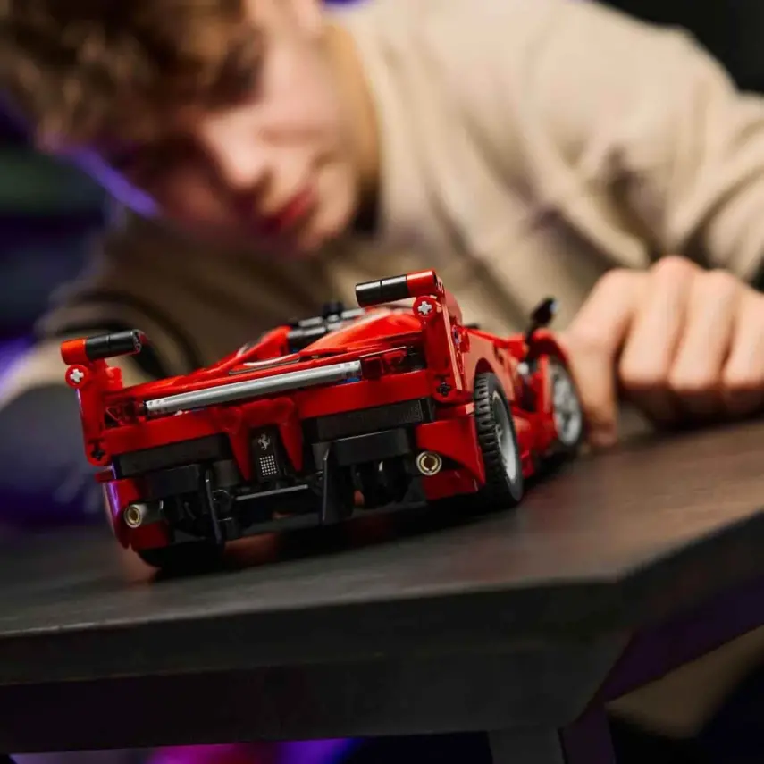 LEGO Technic Ferrari FXX K 42212  - 5