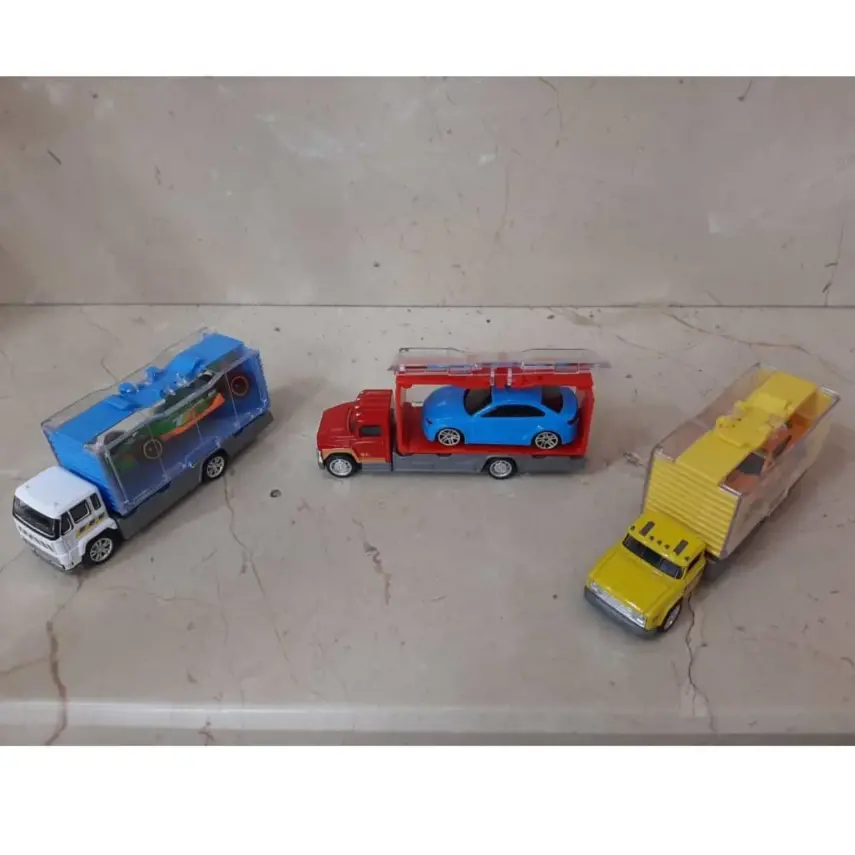 Metal Araba Taşıyan Kamyon - 3