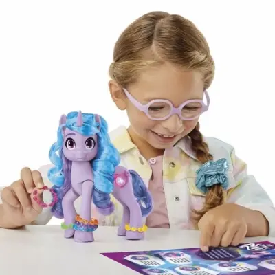 My Little Pony See Your Sparkle Izzy Moonbow Işıklı ve Müzikli Unicorn - 2