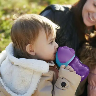 Philips Avent Yeni Desen Pipetli Bardak 200 ml 9+ Ay Kız SCF796/02  - 3