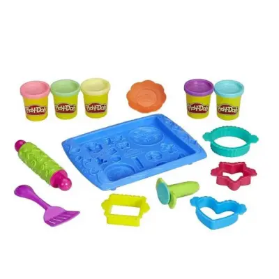 Play-Doh Pasta Eğlencesi (1)