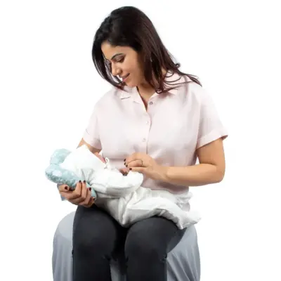 Sevi Bebe Emzirme Yastığı Gri Yıldız (1)