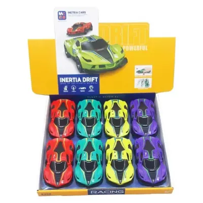 Sürtmeli Drift Yapan Renkli Araba