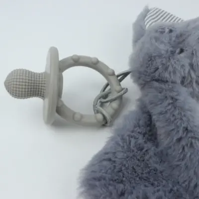 TOi TOi Duyusal Oyuncak&Diş Kaşıyıcı Pinn (Köpek) (1)